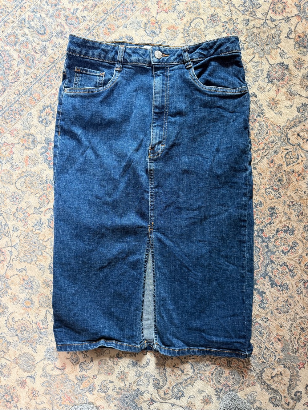 Zara Women’s Dark Blue Denim Skirt